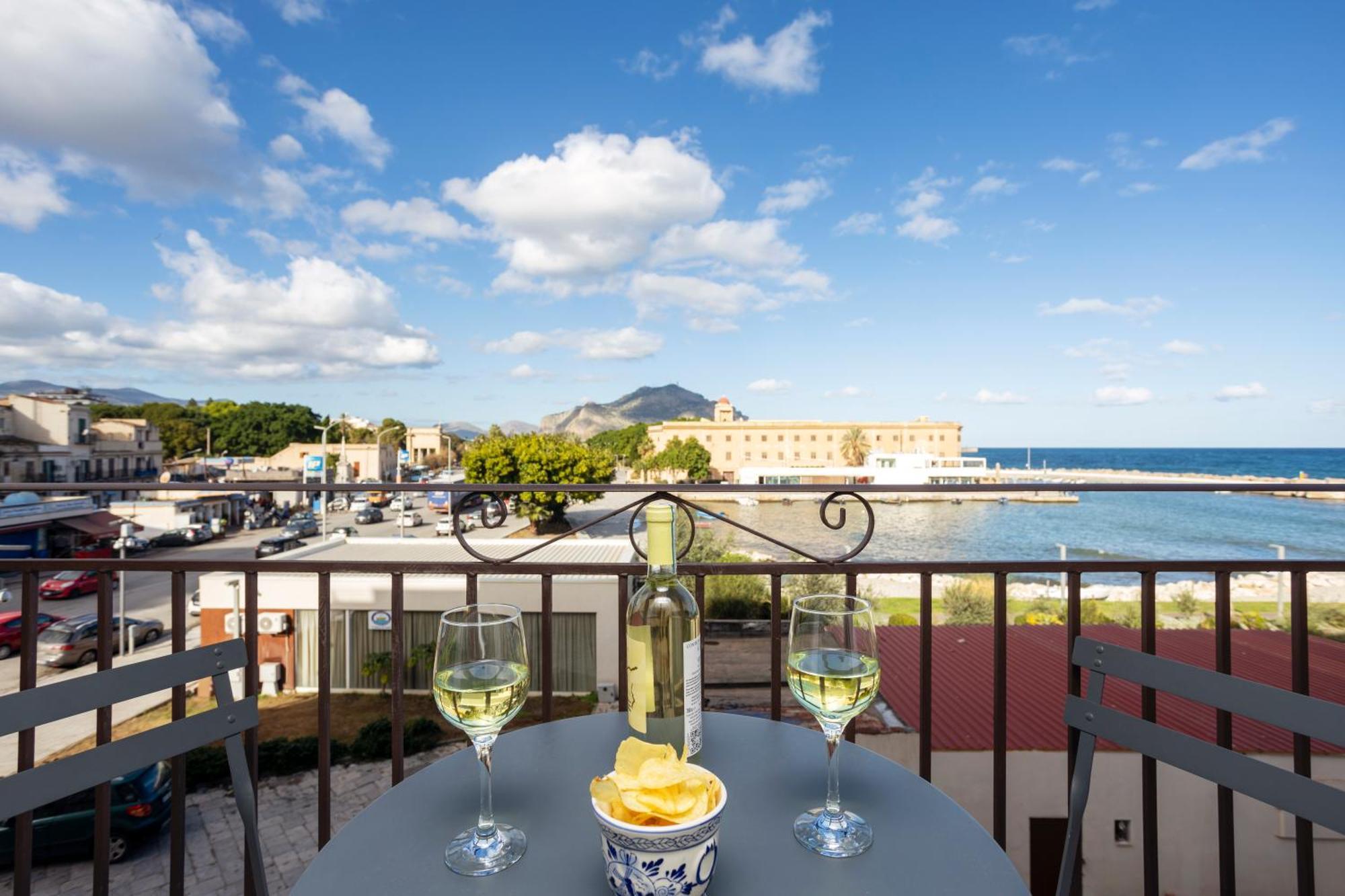 Erasmo Home Luxury Vista Mare Palermo Esterno foto